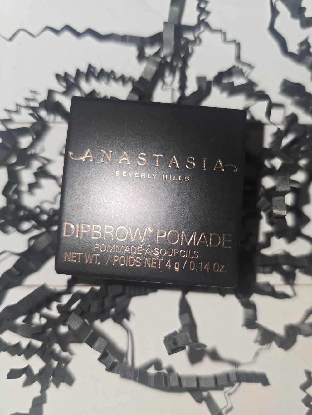Anastasia Beverly Hills Dipbrow Pomade in Medium Brown